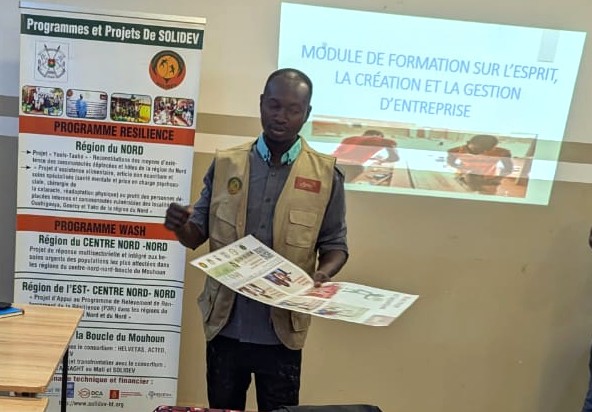 « 𝟮𝟱𝟬 𝗯𝗲́𝗻𝗲́𝗳𝗶𝗰𝗶𝗮𝗶𝗿𝗲𝘀 𝗳𝗼𝗿𝗺𝗲́𝘀 𝗲𝗻 𝗴𝗲𝘀𝘁𝗶𝗼𝗻 𝗱𝗲 𝗺𝗶𝗰𝗿𝗼‑𝗽𝗿𝗼𝗷𝗲𝘁𝘀 𝗲𝘁 𝗰𝗼𝗺𝗽𝗲́𝘁𝗲𝗻𝗰𝗲𝘀 𝗽𝗿𝗼𝗳𝗲𝘀𝘀𝗶𝗼𝗻𝗻𝗲𝗹𝗹𝗲𝘀 𝗽𝗼𝘂𝗿 𝗹𝗲𝘀 𝗔𝗚𝗥 : 𝗦𝗢𝗟𝗜𝗗𝗘𝗩 𝗿𝗲𝗻𝗳𝗼𝗿𝗰𝗲 𝗹’𝗮𝘂𝘁𝗼𝗻𝗼𝗺𝗶𝗲 𝗲𝘁 𝗿𝗲́𝗮𝗳𝗳𝗶𝗿𝗺𝗲 𝘀𝗮 𝘁𝗼𝗹𝗲́𝗿𝗮𝗻𝗰𝗲 𝘇𝗲́𝗿𝗼 𝗳𝗮𝗰𝗲 𝗮𝘂𝘅 𝗮𝗯𝘂𝘀 »